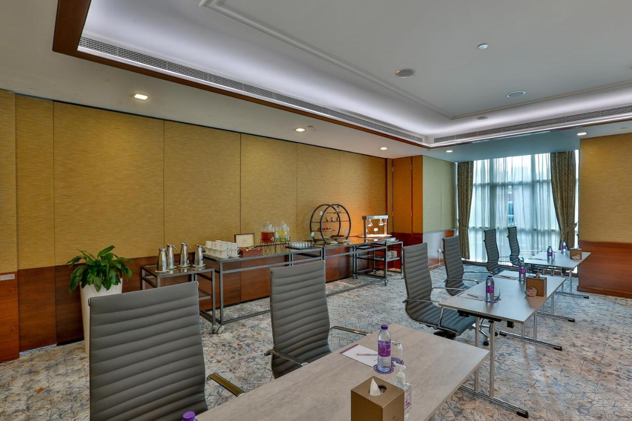 Park Regis Kris Kin Hotel Dubai Exterior photo Meeting room