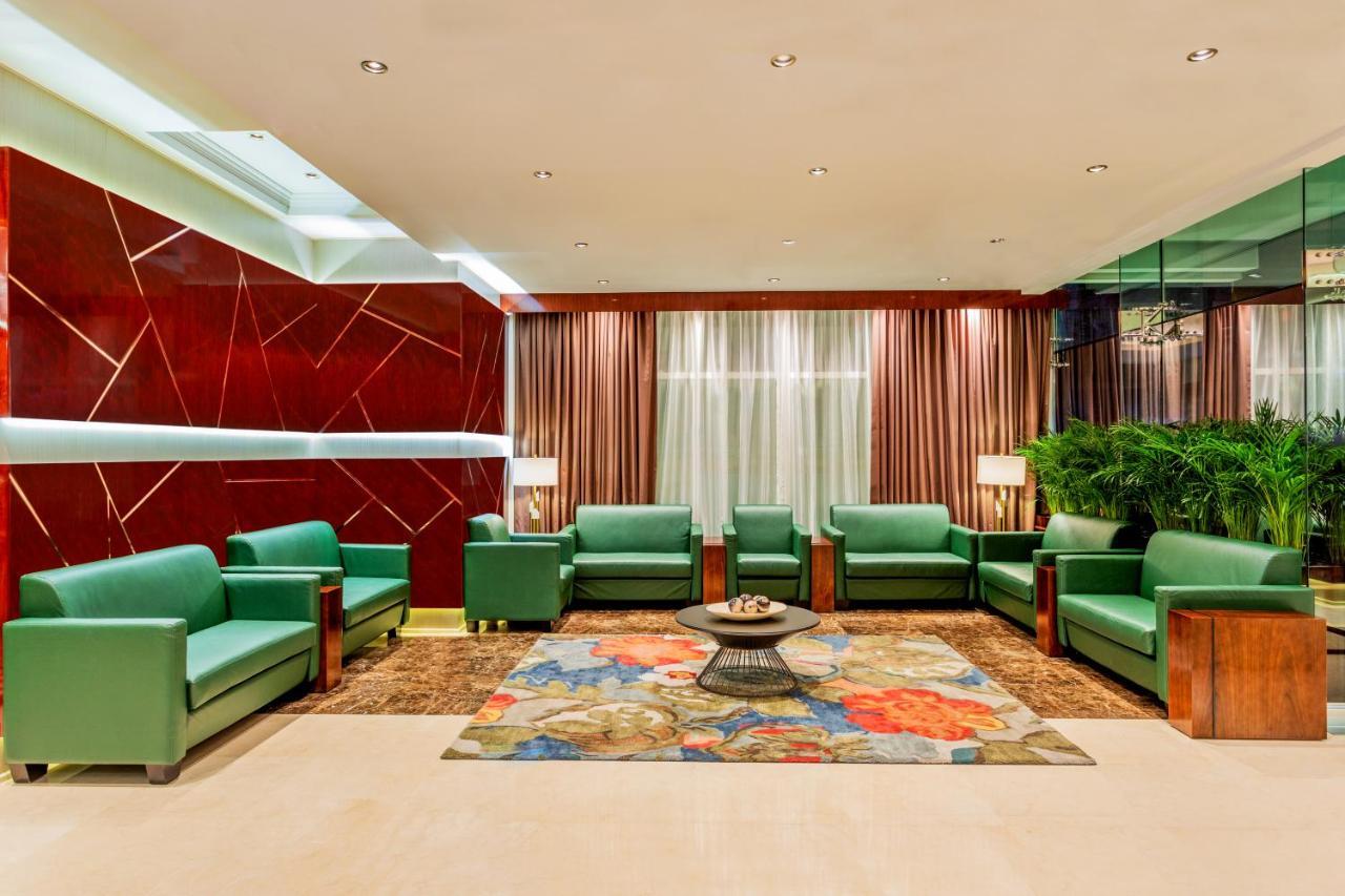 Park Regis Kris Kin Hotel Dubai Exterior photo The lounge at the airport