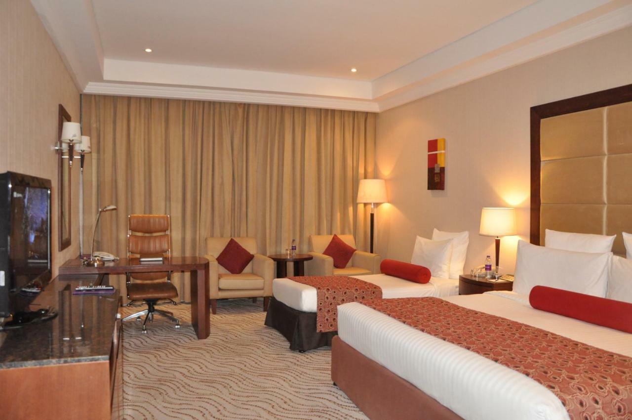 Park Regis Kris Kin Hotel Dubai Exterior photo